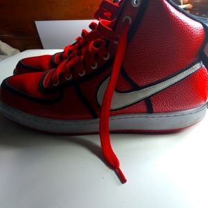 Shoes nike red high  tops
